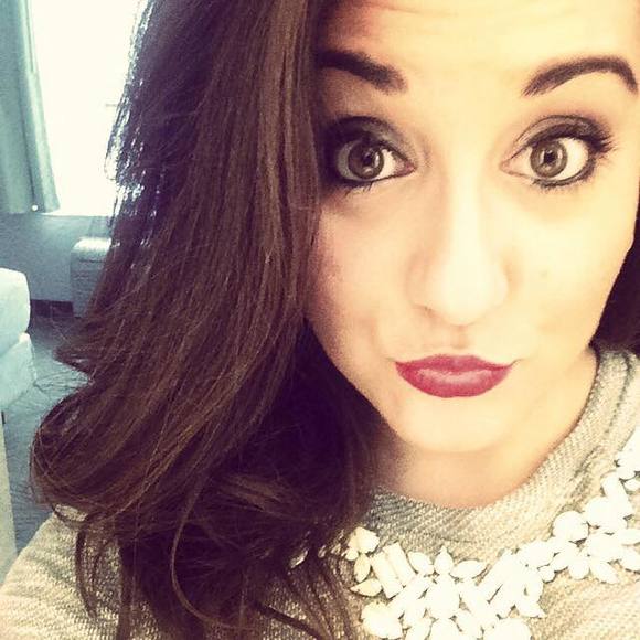 Meet your Posher, Cheri