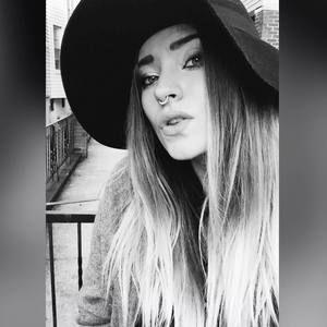 Meet your Posher, Vika