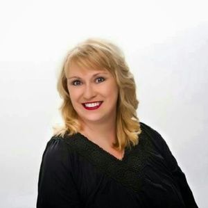 Meet your Posher, Peg