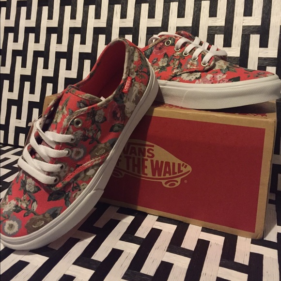 Vans Camden Lace-Up Shoes