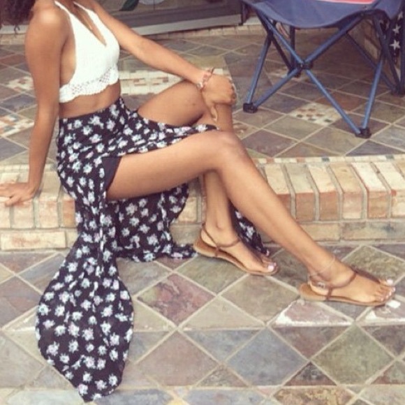 Double slit maxi skirt