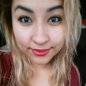 Meet your Posher, Adilene