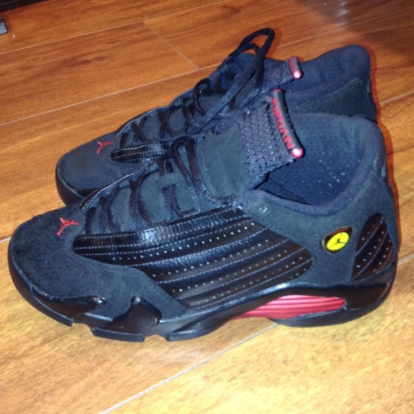 Air Jordan 14s lastshot size 4.5y