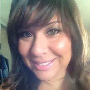 Meet your Posher, Viviana