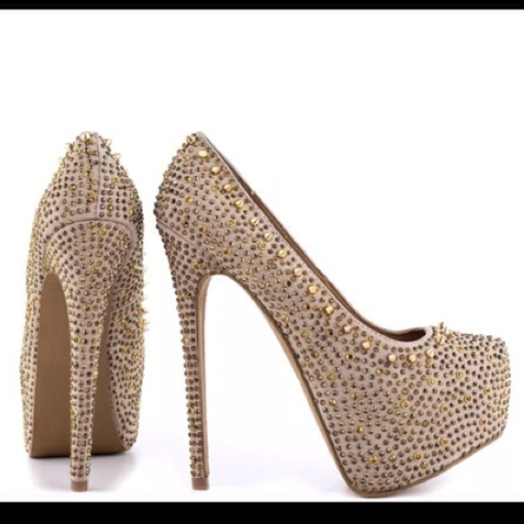 Gold and tan sparkle platform pumps