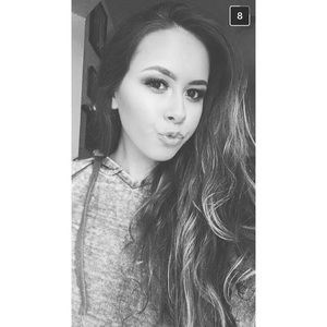 Meet your Posher, Isabelle