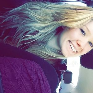 Meet your Posher, Deanna