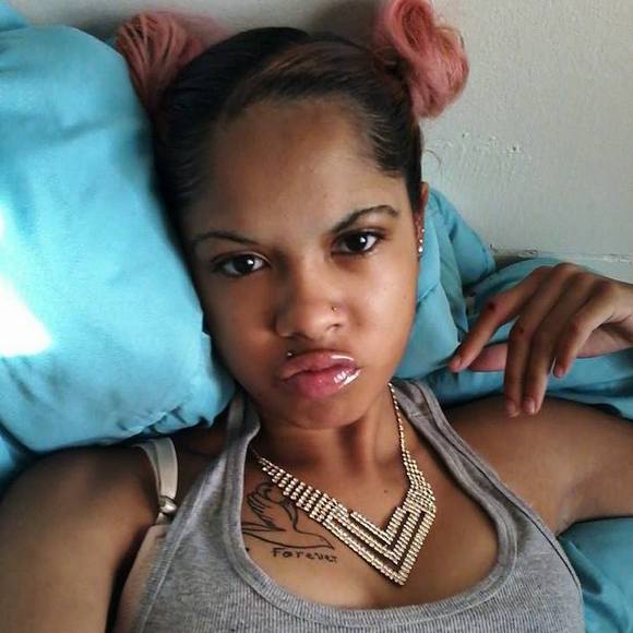 Meet your Posher, Lamiya - Picture 1 of 1