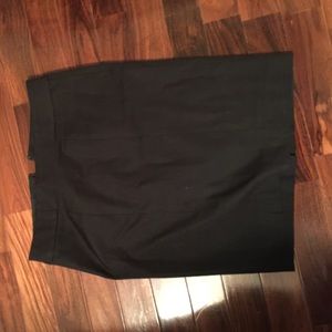 GAP Black pencil skirt