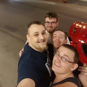 Meet your Posher, Zachary