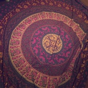 Plum & Bow Medallion Tapestry