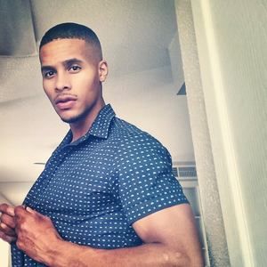 Meet your Posher, Aaron