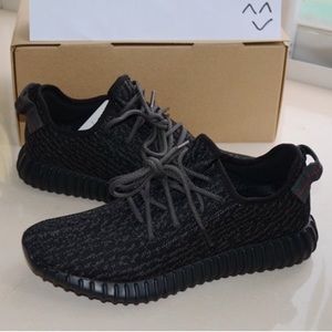 Last pair of YEEZYS I HAVE!