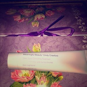 Cindy Crawford Meaningful Beauty