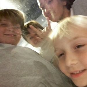 Meet your Posher, Stephen