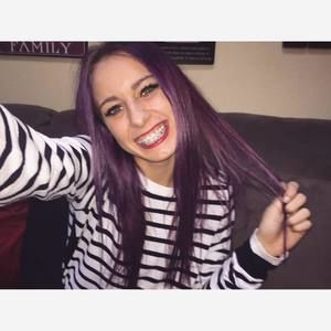 Meet your Posher, Abi