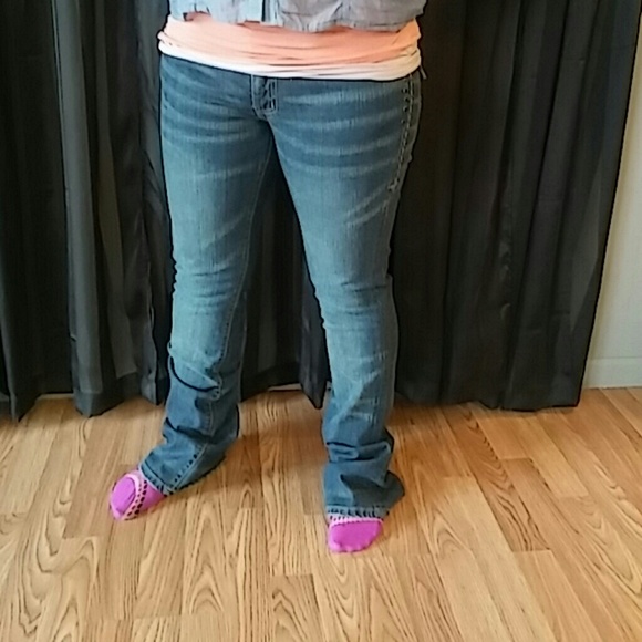 Affliction - Picture 3 of 4