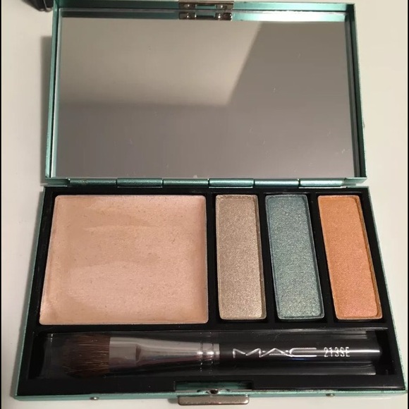 Y & Kei lookbox face palette Asian exclusive rare