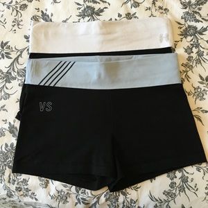 VS yoga shorts size M