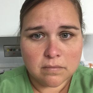 Meet your Posher, Niki