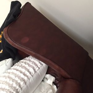 Meet your Posher, Elise