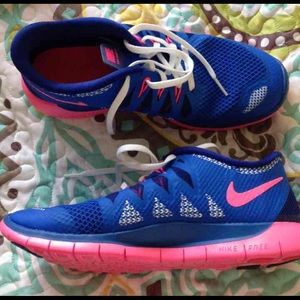 Brand new Nike Free 5.0- RESERVED