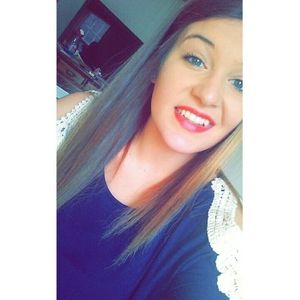 Meet your Posher, Alexis