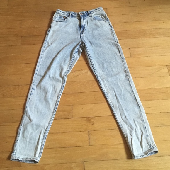 H&M Denim - Light Wash Mom Jeans
