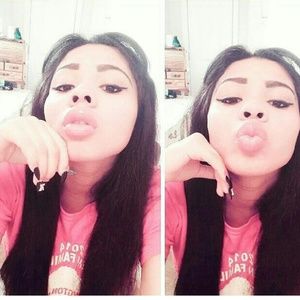 Meet your Posher, Alexis