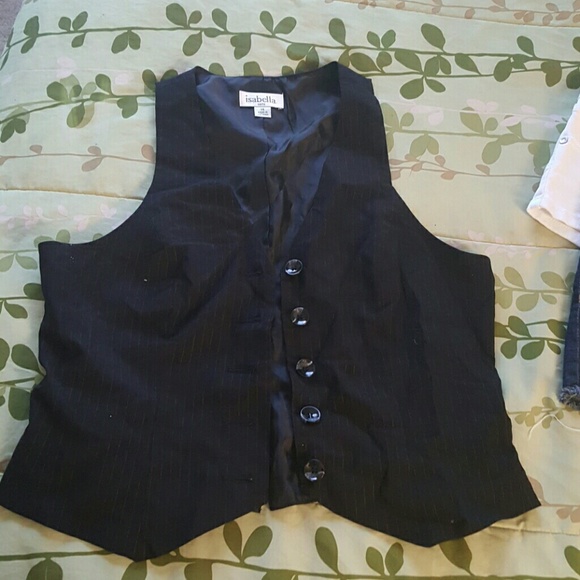Vest - Picture 1 of 3