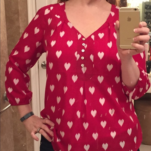 Daniel rainn red heart blouse