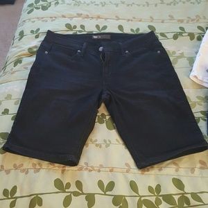 Levis Bermuda shorts