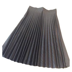 Zara Midi Pleated Grey Skirt size S
