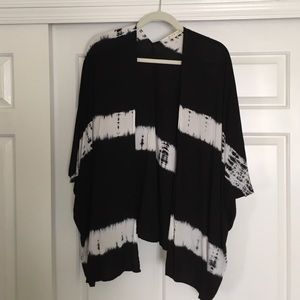 Black and white tie die kimono