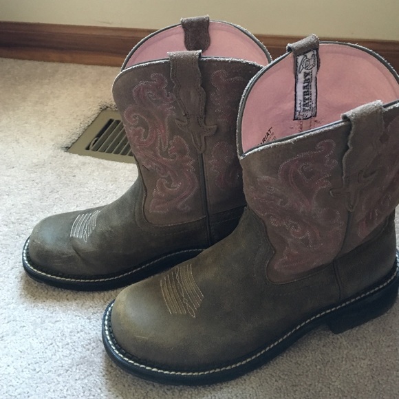 Arita fat baby boots