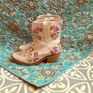 Boho embroidered booties. Very rare.