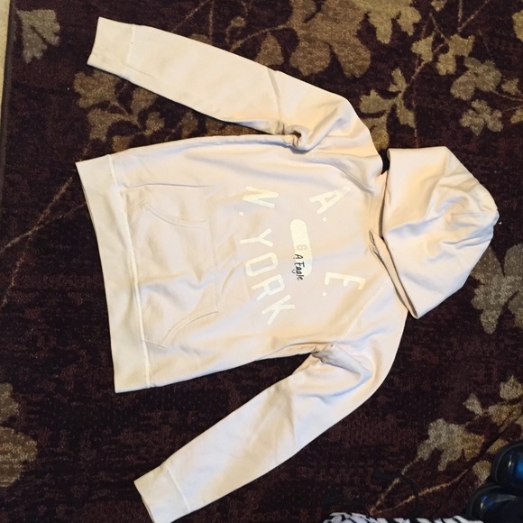 🚨Moving Sale🚨 AE hoodie