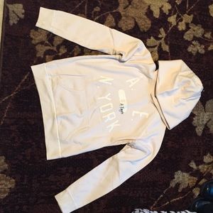 🚨Moving Sale🚨 AE hoodie