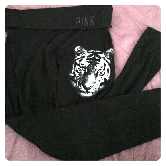 Victoria's Secret PINK yoga legging