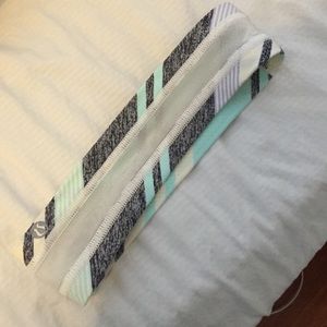 Lulu lemon mesh striped headband