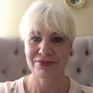 Meet your Posher, Ellen