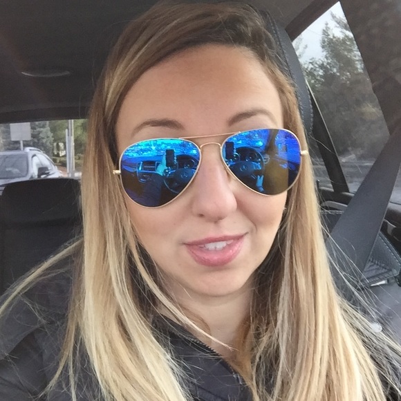 Ray-Ban Accessories - Ray-ban blue mirror aviators