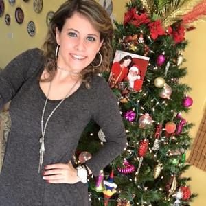 Meet your Posher, Cristina