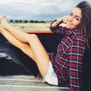 Meet your Posher, Haleigh