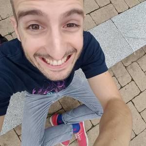 Meet your Posher, Daniel