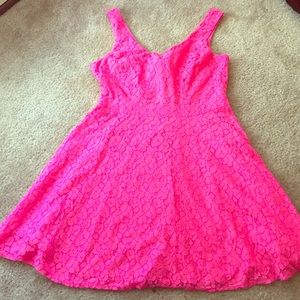 ONLY 3 MORE DAYS Gorgeous pink lace summer dress