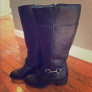 Black riding boots
