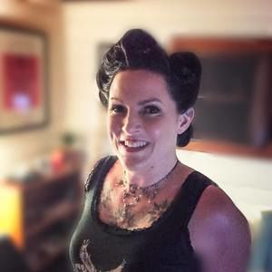 Meet your Posher, Stacy