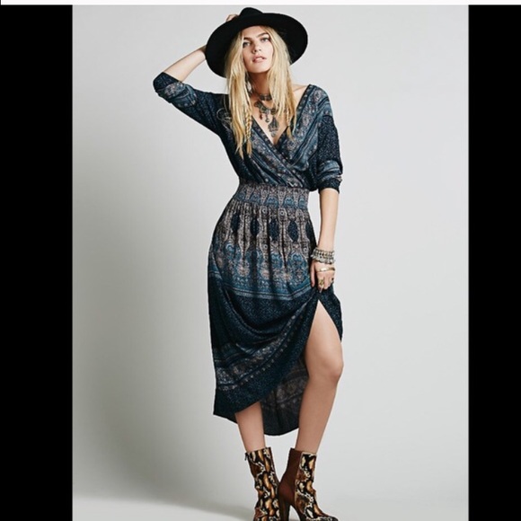 Free People Dresses & Skirts - Free people gypsy maxi dress!