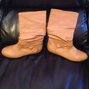 💟Size 8 Wet Seal Bow Slouch Boots💟